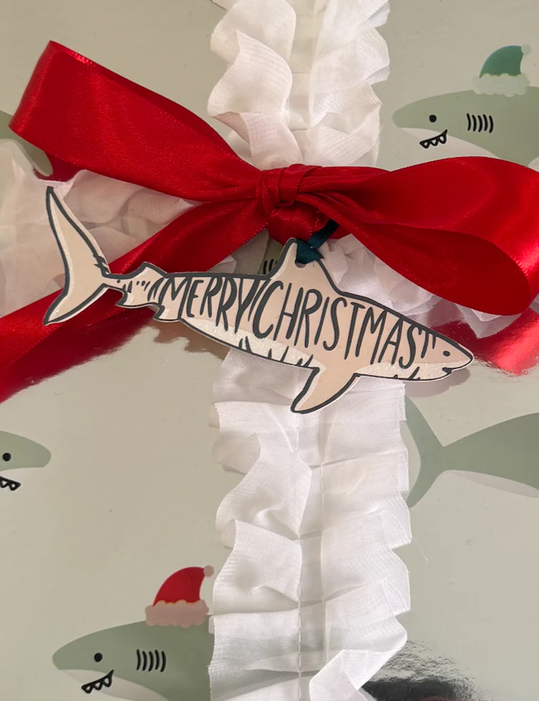 CHRISTMAS TIGER SHARK GIFT TAGS - Image 3