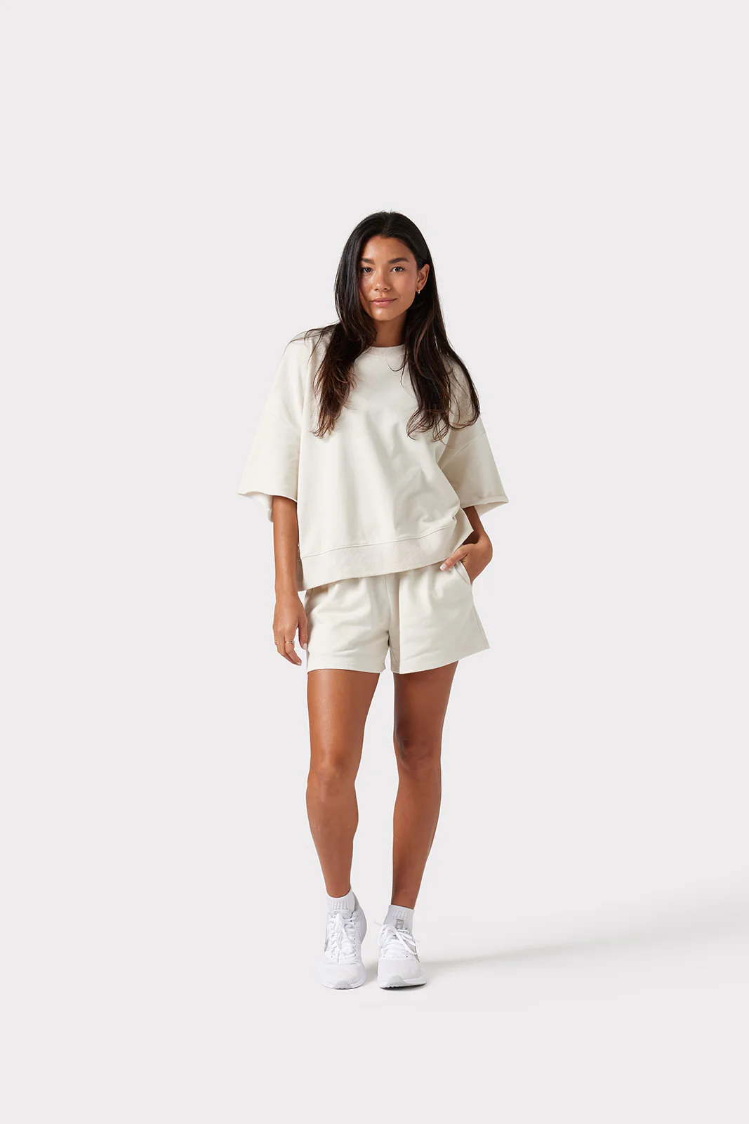 EVERYDAY SWEATSHORT BUTTERCREAM - Image 3
